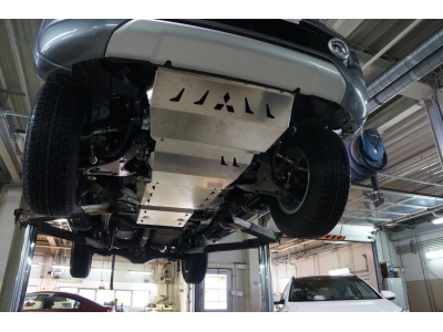 Защита картера, радиатора, КПП, РК (алюминий 4 мм) для Mitsubishi L200 2015-2023 (V - все; КПП - все), Mitsubishi Pajero Sport 2016-н.в. (V - все; КПП - все), FIAT Fullback 2016-2019 (4 части)