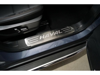 Накладки на пластиковые пороги (лист шлифованный надпись Haval) 2шт ТСС для Haval Dargo 2.0 2022 – н.в.