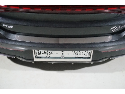 Накладка на задний бампер (лист шлифованный) ТСС для Kia K5 2019 – 2023