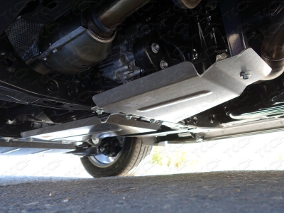Защита картера ТСС алюминий 4 мм для Toyota Land Cruiser 200/Lexus LX-570/570 Sport/450d 2007-2021