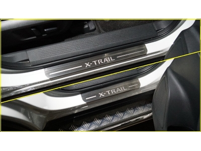 Накладки на пороги (лист шлифованный с полосой) 4шт ТСС для Nissan X-Trail 2021 — н.в.