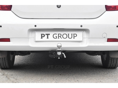 Фаркоп для Renault Logan седан 2014-2022, Renault Logan Stepway 2019-2022 съемное крепление шара под американский квадрат