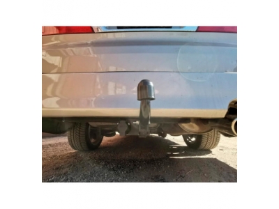 Фаркоп для Toyota Alphard 2002-2008 крепление шара на двух болтах