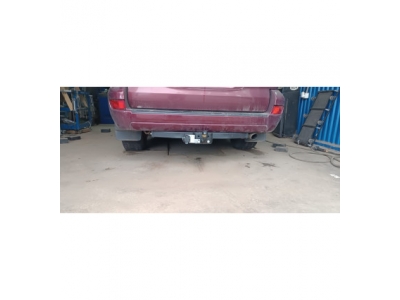 Фаркоп для Toyota Land Cruiser Prado J120 2003-2009, J150 2009-2023 фланцевое крепление шара