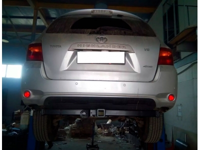 Фаркоп Бизон, тип шара Е, с хромированной накладкой для Toyota Highlander/Lexus RX 2001-2008