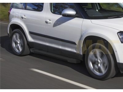 Пороги алюминиевые Rival Black New для Skoda Yeti 2009-2018