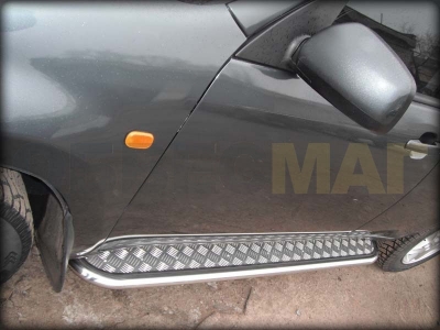 Пороги с площадкой алюминиевый лист 43 мм Технотек для Chery Tiggo 2005-2014
