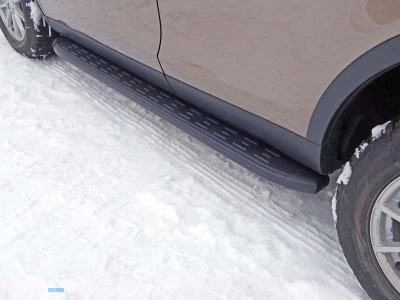 Пороги алюминиевые ТСС с накладкой чёрные для Land Rover Discovery Sport 2014-2021