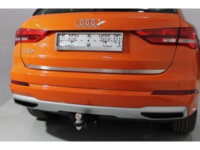 Накладка на заднюю дверь лист шлифованный ТСС для Audi Q3 2019-2021