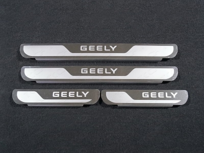 Накладки на пороги шлифованный лист надпись Geely 4 штуки для Geely Atlas 2018-2021