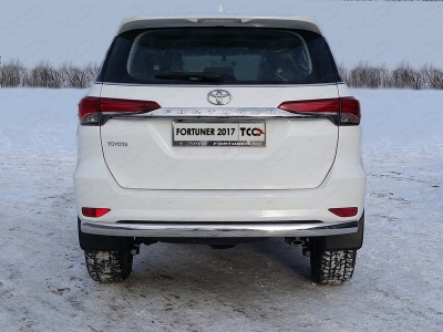 Защита заднего бампера овальная 75х42 мм ТСС для Toyota Fortuner 2017-2020