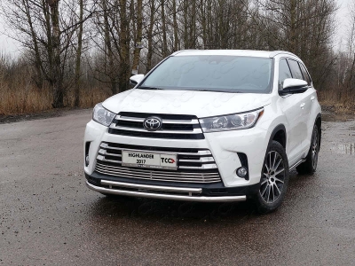 Защита передняя двойная 60-42 мм ТСС для Toyota Highlander 2017-2020