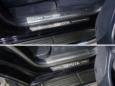 Накладки на пороги шлифованный лист надпись Toyota 4 штуки ТСС для Toyota Land Cruiser 200 Executive 2016-2021