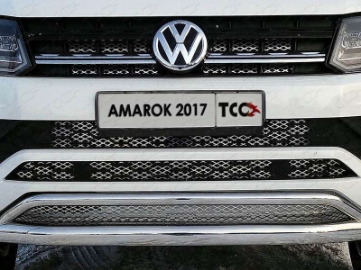 Защита передняя двойная с решеткой 76-42 мм ТСС для Volkswagen Amarok 2016-2021