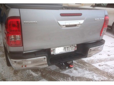 Фаркоп Bosal для Toyota Hilux Double Cab 2015-2021