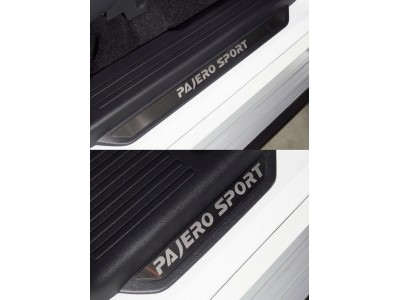 Накладки на пороги вставка (лист шлифованный надпись Pajero Sport )4шт ТСС для Mitsubishi Pajero Sport III Рестайлинг 2019 – н.в.