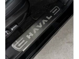 Накладки на пластиковые пороги (лист шлифованный надпись Haval) 4шт для Haval F7X (2.0L 4WD) 2025-н.в. №HAVF7X25-02