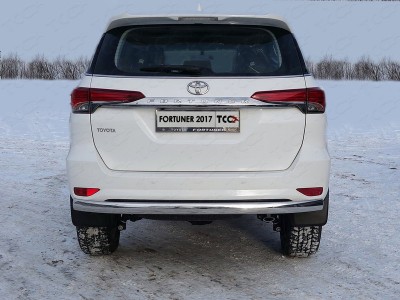 Защита заднего бампера овальная 75х42 мм ТСС для Toyota Fortuner 2017-2020
