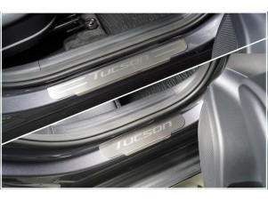 Накладки на пороги (лист шлифованный надпись Tucson) 4 шт для Hyundai Tucson 2020 – н.в. HYUNTUC21-04