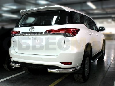 Защита задняя уголки 76 мм для Toyota Fortuner 2017-2020