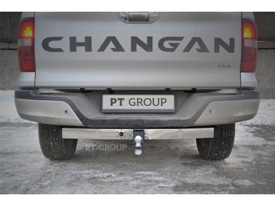 Фаркоп с нержавеющей накладкой для Changan Hunter Plus 2023-н.в. съемное крепление шара под американский квадрат