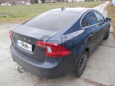 Фаркоп оцинкованный для Volvo S60 2010-2019, Volvo V60 2010-2019 условно-съемное крепление шара