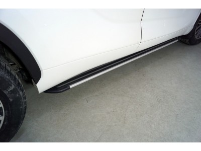 Пороги алюминиевые "Slim Line Silver" 1820 мм ТСС для Toyota Highlander 2020-2025 (РФ и Китай)