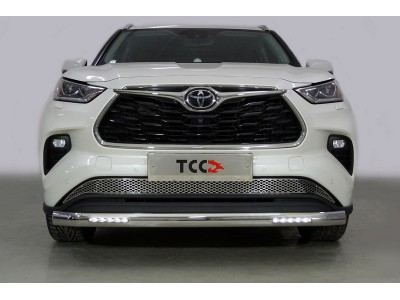 Защита передняя овальная с ДХО 75х42 мм ТСС для Toyota Highlander 2020-2021
