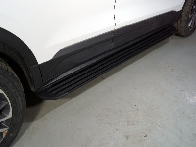 Пороги алюминиевые "Slim Line Black" 1720 мм для Geely Coolray 2019-н.в.