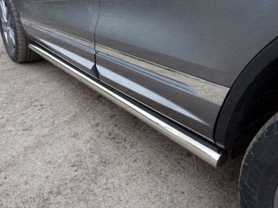 Пороги труба 76 мм ТСС для Volkswagen Touareg R-Line 2014-2017