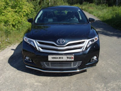 Защита переднего бампера 42 мм ТСС для Toyota Venza 2012-2017