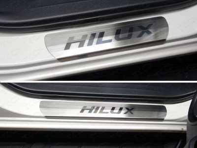 Накладки на пороги с надписью Hilux шлифованный лист ТСС для Toyota Hilux 2015-2021