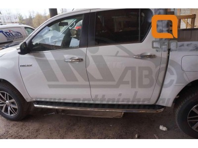 Пороги алюминиевые Ring для Toyota Hilux 2015-2021