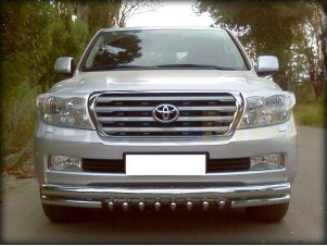 Защита передняя двойная 76-60 мм с защитой картера для Toyota Land Cruiser 200 № LCN 3