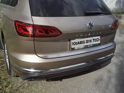 Накладка на заднюю дверь лист шлифованный ТСС для Volkswagen Touareg 2018-2021