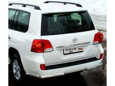 Защита задняя овальные уголки 75х42 мм ТСС для Toyota Land Cruiser 200 2012-2015