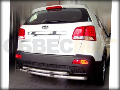 Защита заднего бампера двойная 60-53 мм для Kia Sorento 2009-2012