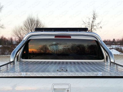 Защита кузова с фарой на крышку 76 мм ТСС для Volkswagen Amarok 2016-2021