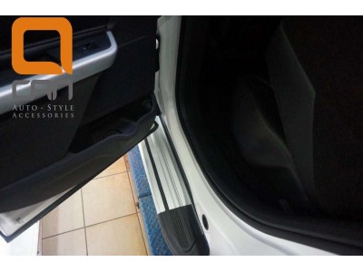 Пороги алюминивые Brilliant Silver Турция для Toyota Highlander 2010-2014