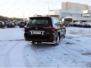 Заглушка на фаркоп с логотипом Lexus из нержавеющей стали для Lexus LX-570/450d № TCUZLEX1