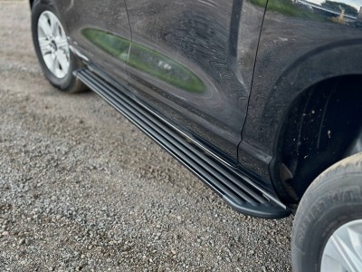 Пороги алюминиевые "Slim Line Black" 2120 мм для Haval H5 Diesel 4WD 2024-н.в.