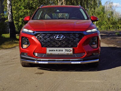 Накладка решётки радиатора нижняя 12 мм для Hyundai Santa Fe 2018-2020