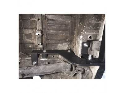 Фаркоп для Nissan NV200 2009-н.в. крепление шара на двух болтах