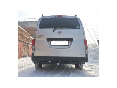 Фаркоп для Nissan NV200 2009-н.в. крепление шара на двух болтах