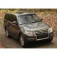 Пороги алюминиевые Rival Black New для Mitsubishi Pajero 4 2006-2021