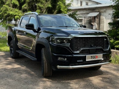 Пороги алюминиевые "Slim Line Silver" 2120 мм для Foton Tunland V9 2.0 Diesel АКПП 4WD 2025-н.в.