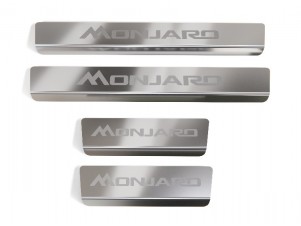 Накладки на пороги (лист шлифованный надпись Monjaro) 4шт для Geely Monjaro 2.0 4WD 2021 – н.в. GEELMON23-02