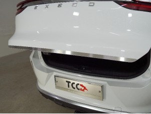 Накладка на заднюю дверь (лист шлифованный) для Exeed TXL 1.6L Turbo 4WD 2021 – н.в. EXEEDTXL21-10