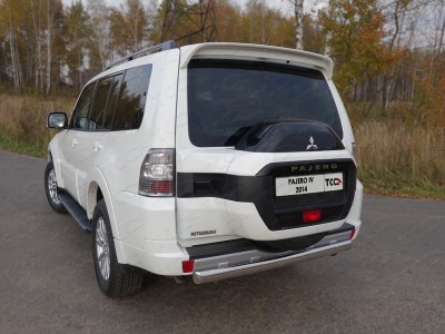 Защита заднего бампера овальная 75х42 мм ТСС для Mitsubishi Pajero 4 2014-2021