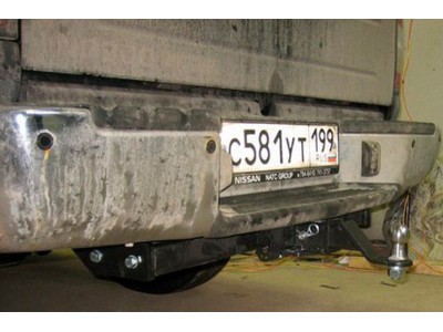 Фаркоп для Nissan NP300 2007-2013 съемное крепление шара под американский квадрат